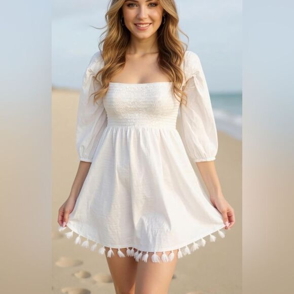 Lilly Pulitzer White Cotton Blend Smocked Summer Coverup Tunic Dress Size XXS - Picture 1 of 5